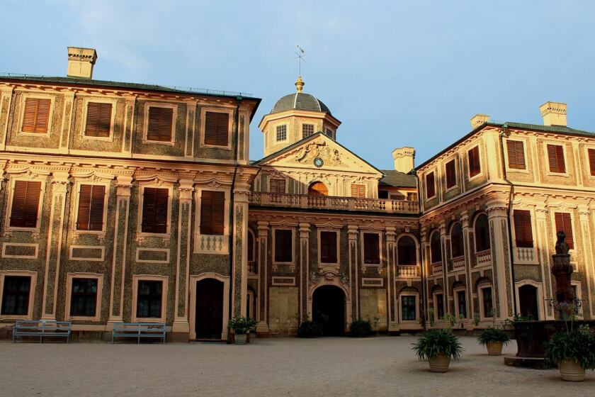 Schloss Favorite